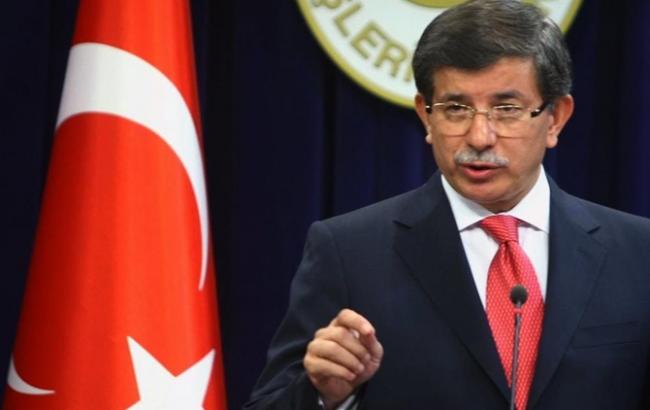 Давутоглу: Анкара не має наміру вибачатися перед РФ за те, що "захищала свої кордони"