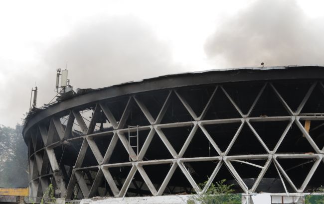 У Києві через атаку горів культовий ринок "Шайба": який вигляд він має зараз (фото, відео)