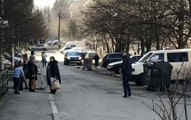 "Берегите детей": в Киеве неизвестный мужчина преследовал школьника (фото)