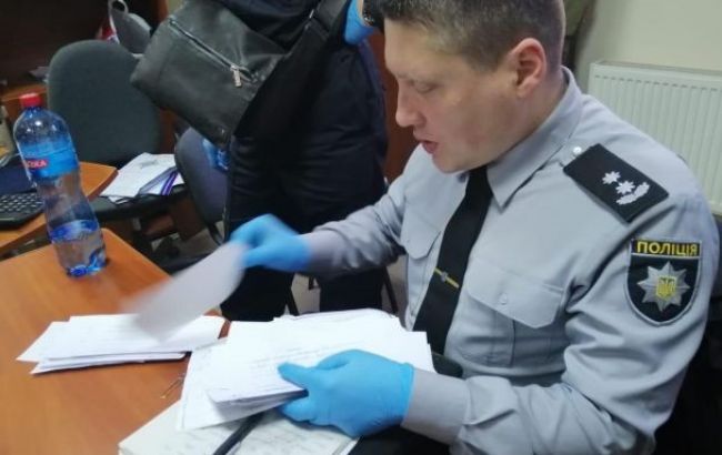 В Черкассах полиция зафиксировала подкуп избирателей
