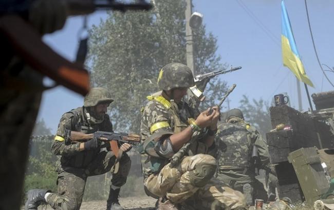 Штаб АТО сообщает об активизации боевиков на Донецком направлении