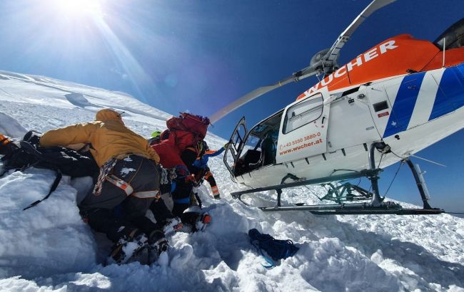Лавина в Кавказьких горах: постраждалих українців доставили в лікарню