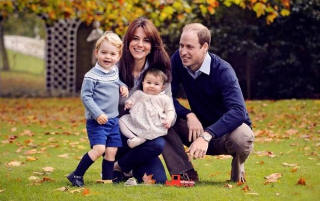 У Мережі з'явилося сімейне фото принца Вільяма і Кейт з дітьми