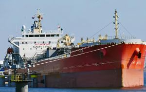 ЗСУ підбили танкер "тіньового флоту" в Чорному морі і не тільки