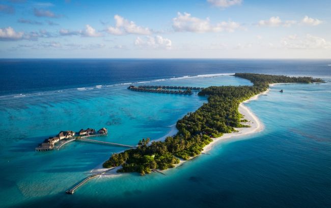 Від Дубая до Таїланду: названі найкрасивіші пляжі світу для відпочинку в 2022 році