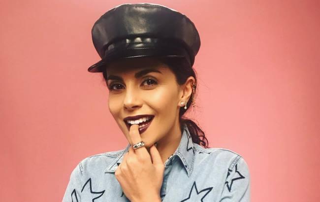 "Одна нежность": Каменских удивила скромным образом на пляже (фото)