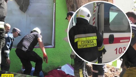 Народився у сорочці: у Херсоні чоловік дивом вижив після падіння на нього бетонної плити (відео)