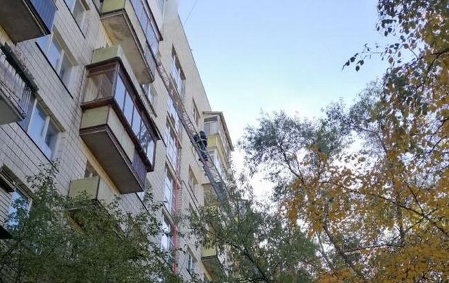 В Киеве из-за пожара в многоэтажке погибли два человека  