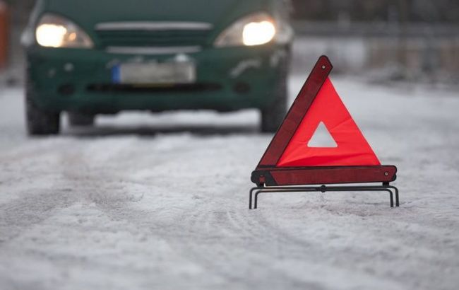 На дорогах Украины за сутки погибли 5 человек, травмированы - 64