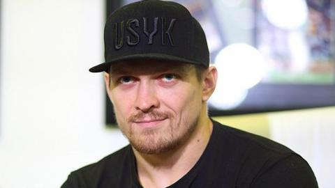 "На коне": сеть впечатлил Усик в образе казака (фото)