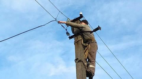 В Украине непогода обесточила почти 200 населенных пунктов