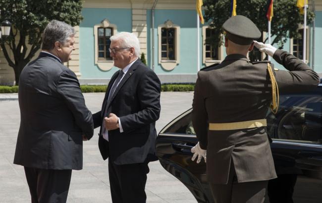 Германия будет поддерживать украинские реформы, - Штайнмайер