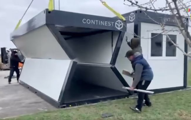 У Київську область привезуть спеціальні модульні будиночки: як вони виглядають