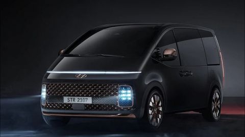 В Европе стартовали продажи эффектного минивэна Hyundai Staria