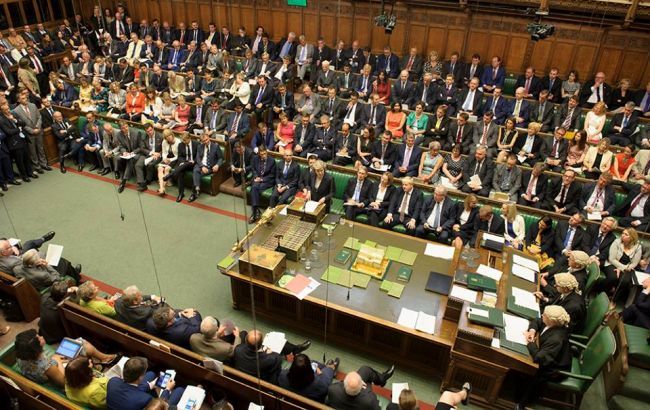 Британський парламент проведе позачергове засідання через Brexit