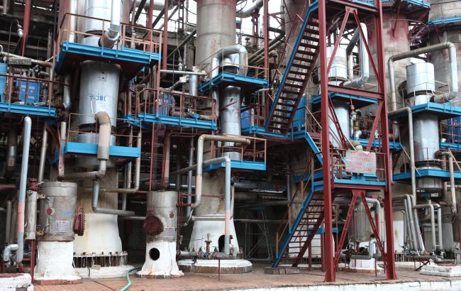 Унаслідок атаки росіян аварійно зупинився "Рівнеазот"