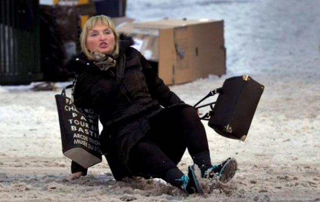 "В параллельной вселенной: в сети появились смешные "фотожабы" украинских политиков в снегопад (фото)