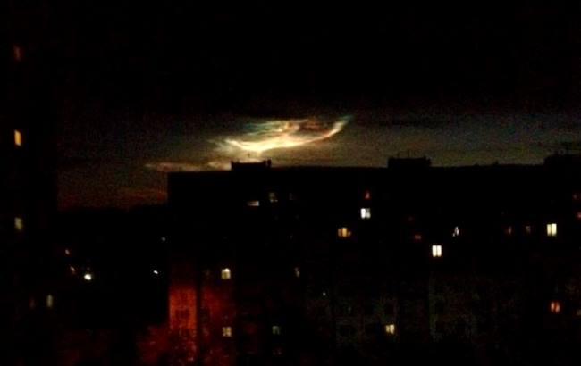 "Ого": окупований Луганськ шокувало незвичайне явище в небі (фото)