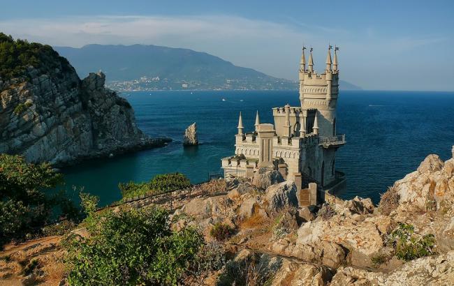 Для украинских школьников проведут уроки об аннексии Крыма