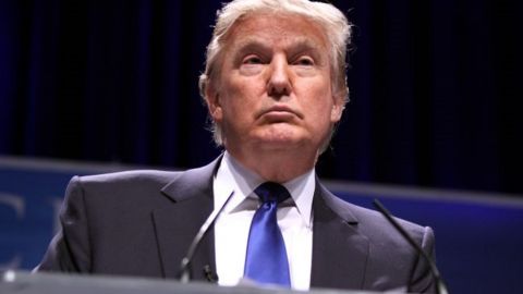 Facebook скоротив термін блокування акаунтів Трампа до двох років