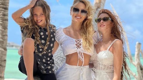 Оля Полякова очаровала редкими фото с мужем и дочками: "папа красавчик"