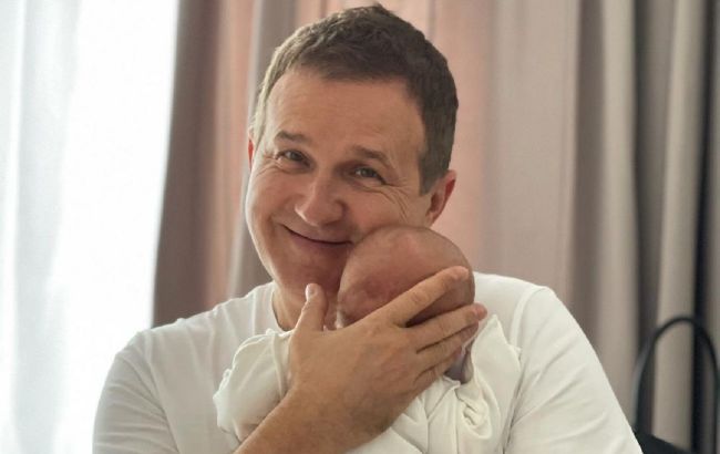Зразковий тато: Юрій Горбунов зворушив неймовірно ніжним фото з синочком