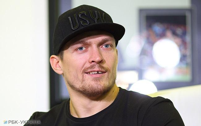 Александр Усик перевоплотился в троещинского бандита