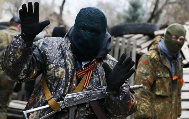 В Луганской области ДРГ боевиков подорвалась на своей растяжке, 3 раненых