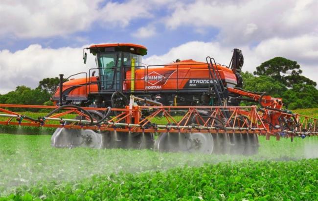 Огляд компактних недорогих обприскувачів