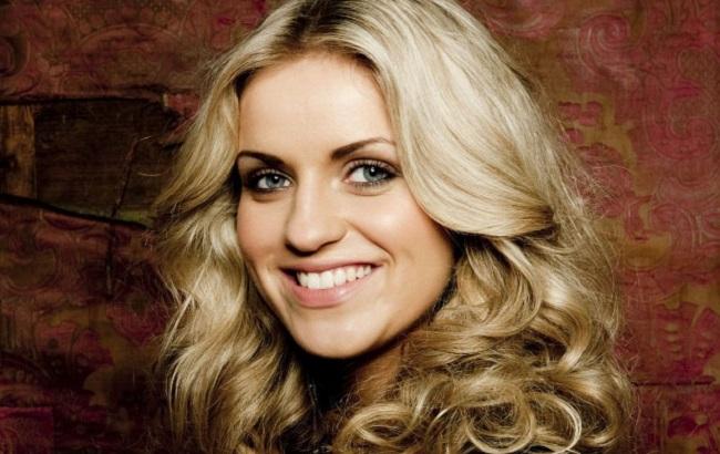 Евровидение 2016 (Чехия): выступление Gabriela Gunč&iacute;kov&aacute; с песней "I Stand"