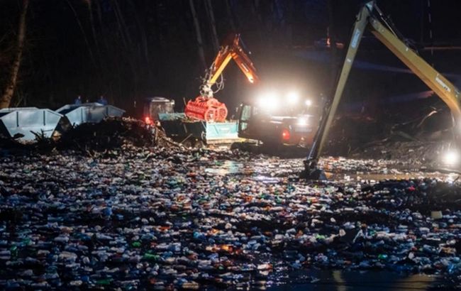 Угорщина поскаржилася на тонни сміття в річці Тиса: припливає з України та Румуніі