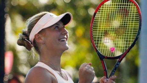 15-річна українська тенісистка підкорює Australian Open: особисті фото Марти Костюк