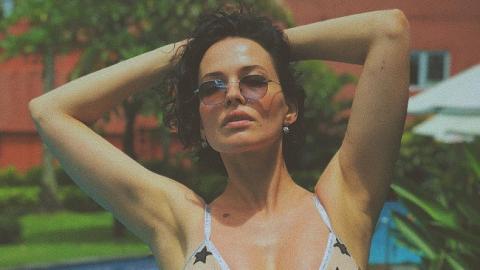 "Зовсім не змінилася": Даша Астаф'єва поділилася забавним дитячим фото