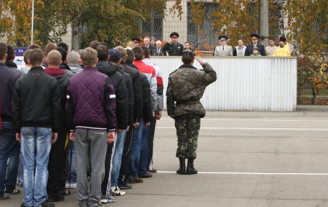 Заменят военкоматы: Кабмин утвердил положение о центрах комплектования и поддержки