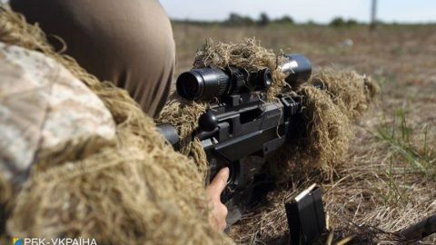 На Донбассе от выстрела снайпера погиб украинский военный