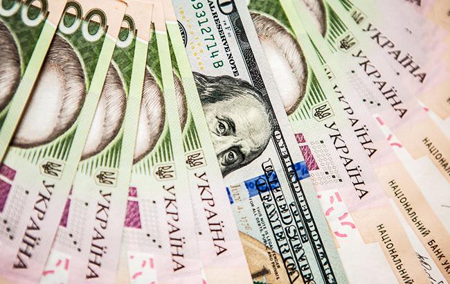 Курс доллара на межбанке упал до 28,10 грн/доллар