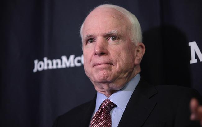 Маккейн привітав підписання оборонного бюджету США, названого в його честь