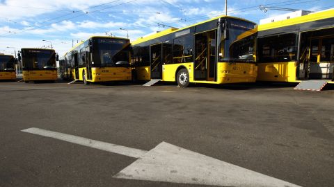 Общественный транспорт Киева отдали на нужды нашим защитникам, - КГГА