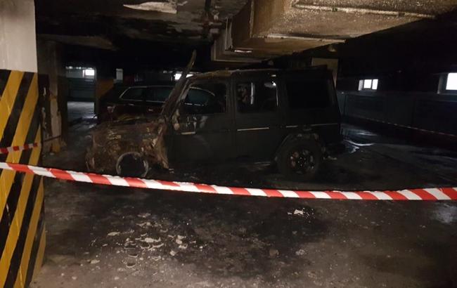 Убийство Ноздровской: в Киеве подожгли авто общественного контролера по делу правозащитницы (фото, видео)