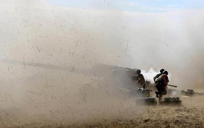 Боевики на Донбассе впервые за время перемирия применили артиллерию