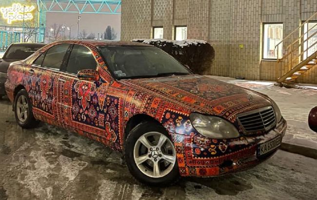 Ковер-Мерседес: по Киеву ездит Mercedes S-класса с кузовом в коврах