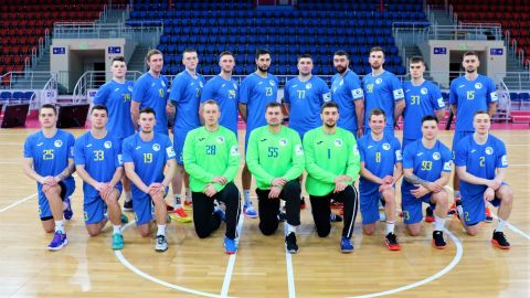 Збірна України з гандболу невдало стартувала на ЧЄ