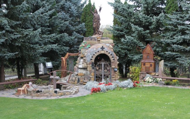 У храмі під Тернополем знайшли "капсулу часу": що в ній було