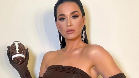 На каждый день: Кэти Перри показала расслабленный образ на прогулке с дочерью от Орландо Блума