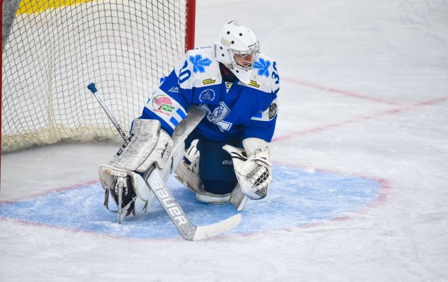 Вратарь хоккейной сборной Украины перебрался в Канаду
