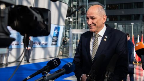 Словения призвала Евросоюз и НАТО вернуть послов в Киев