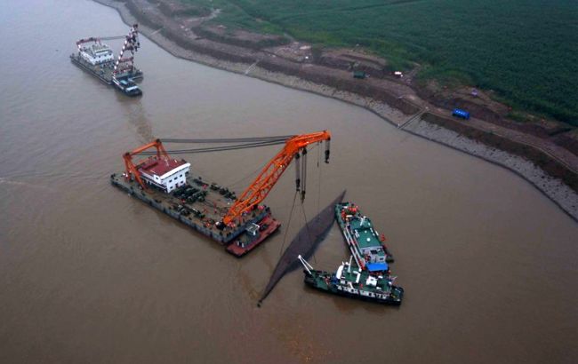 Аварії корабля в Китаї: кількість жертв збільшилася до 331 людини