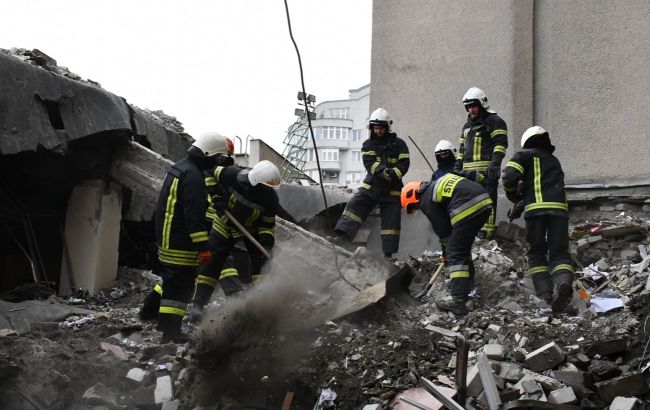 Обстрел здания ОГА в Николаеве. Число погибших возросло до 24 человек