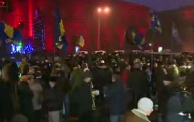 Факельное шествие по случаю дня рождения Бандеры проходит в Киеве