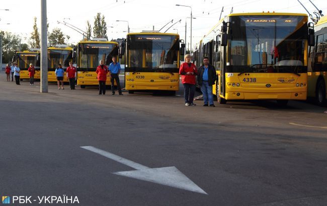 У Вінниці запускають "докарантинну" кількість громадського транспорту